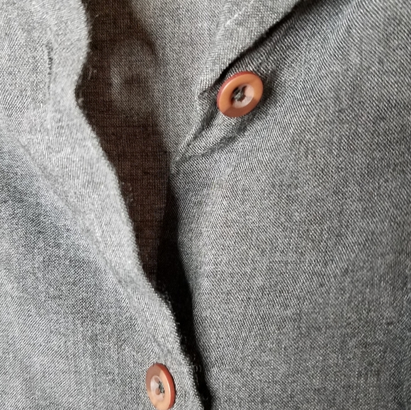 G.H. Bass & Co Button Down Shirt - Picture 6 of 10